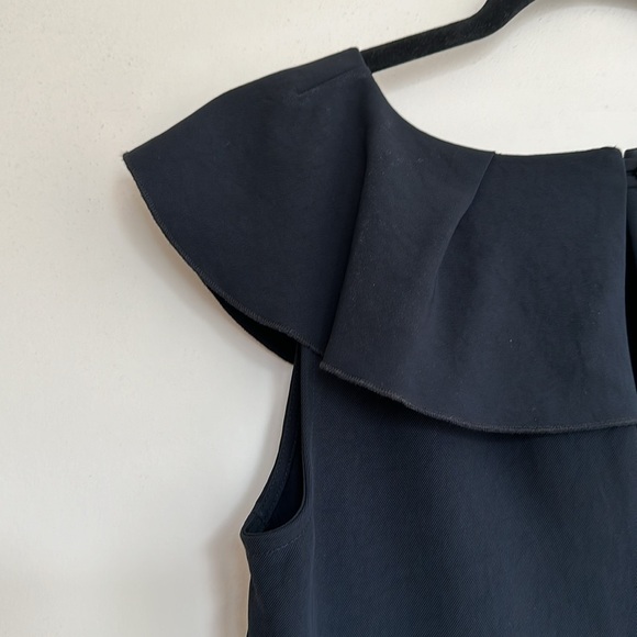 Banana Republic Black top - Picture 4 of 10